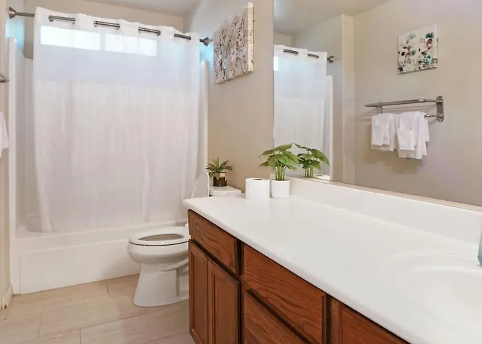 3br Private Pool Open Living
